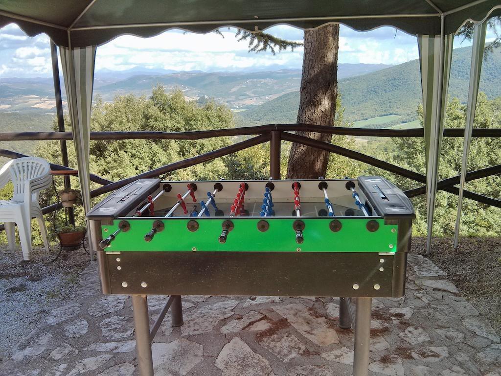 Agriturismo Monte Acuto Умбертиде Екстериор снимка