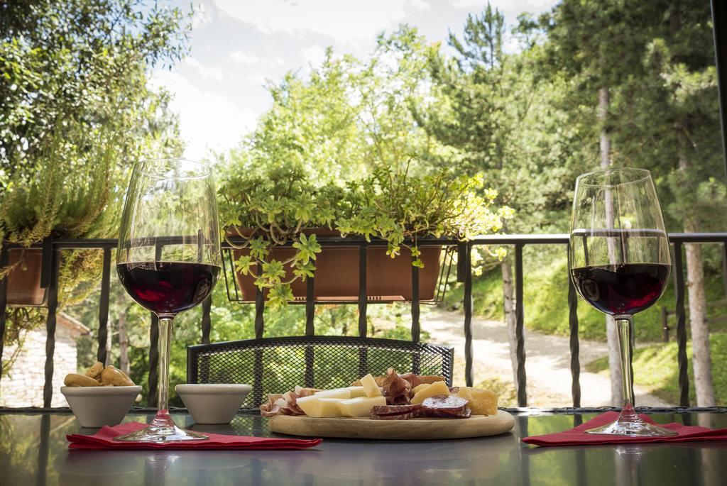 Agriturismo Monte Acuto Умбертиде Екстериор снимка
