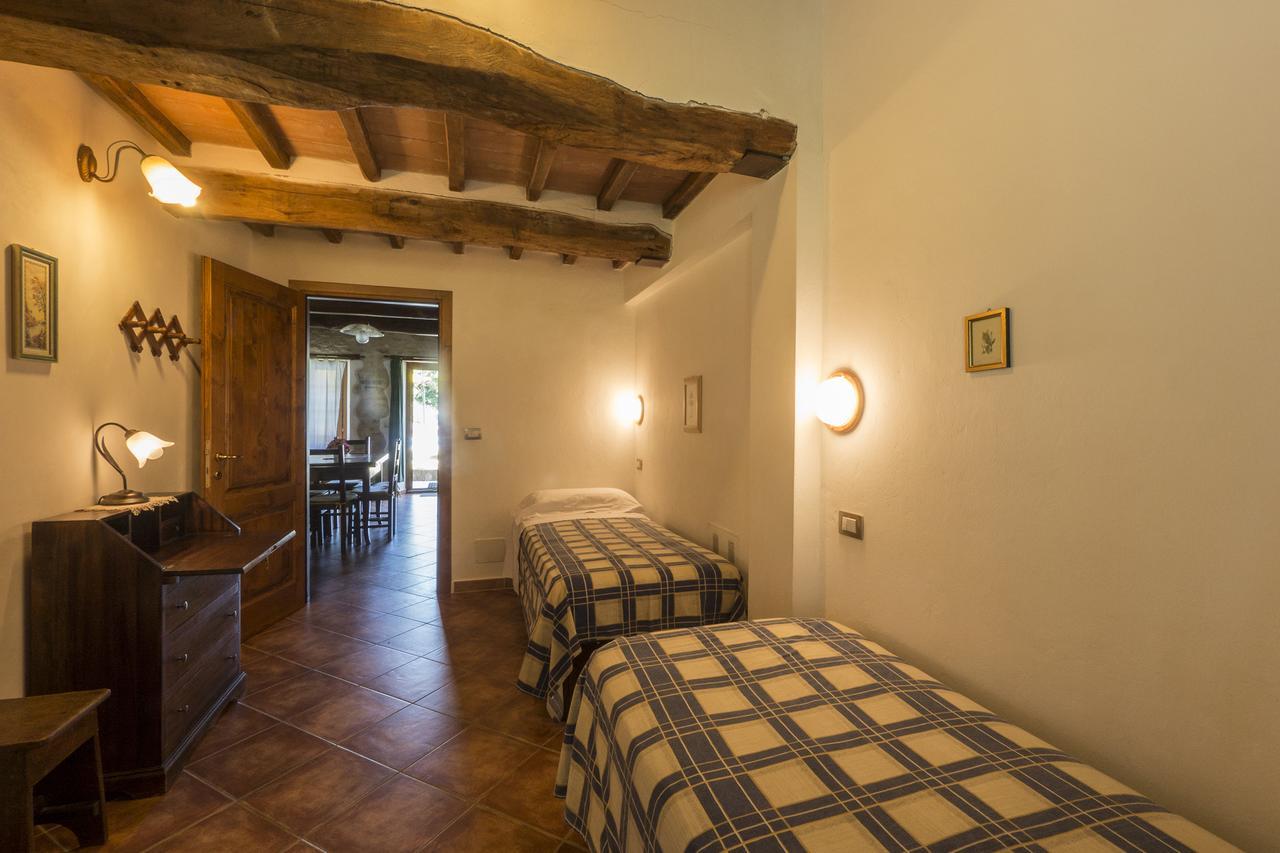 Agriturismo Monte Acuto Умбертиде Екстериор снимка